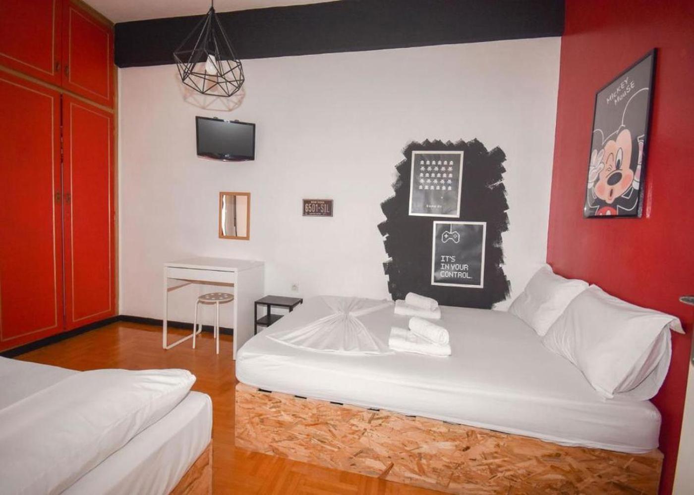Athens 24-Hours Hostel #Athensairport #Latecheck-In #Privatetransportservice #Groups #Downtown Markópoulon Exteriér fotografie